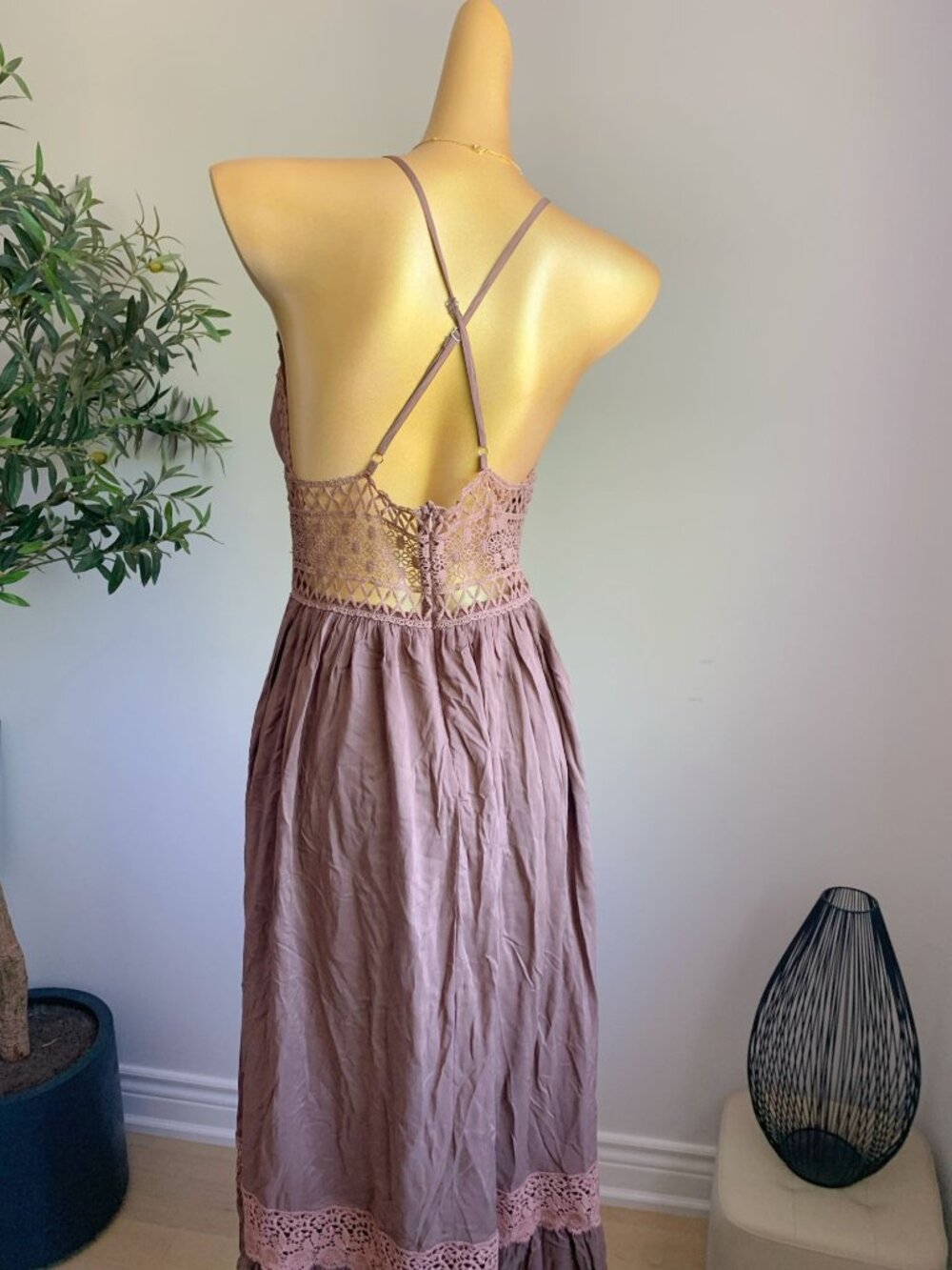 Brown Lace Crochet Cross Back Maxi Dress Boho Size M NWT - Picture 6 of 8